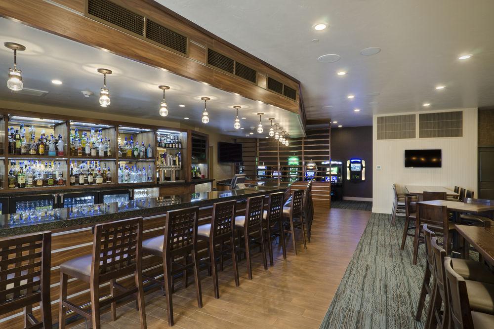 Delta Hotels By Marriott Helena Colonial 外观 照片