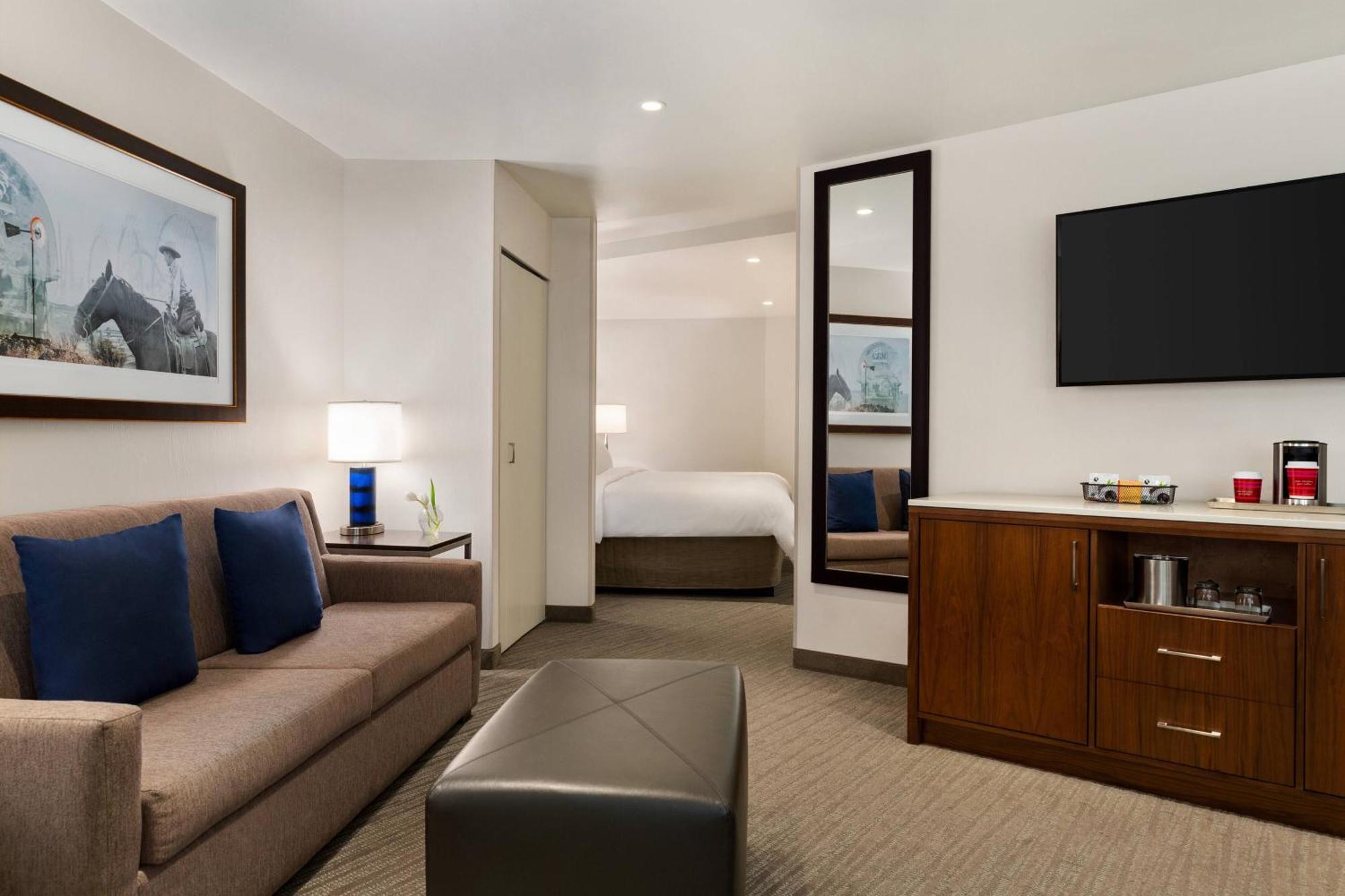 Delta Hotels By Marriott Helena Colonial 外观 照片