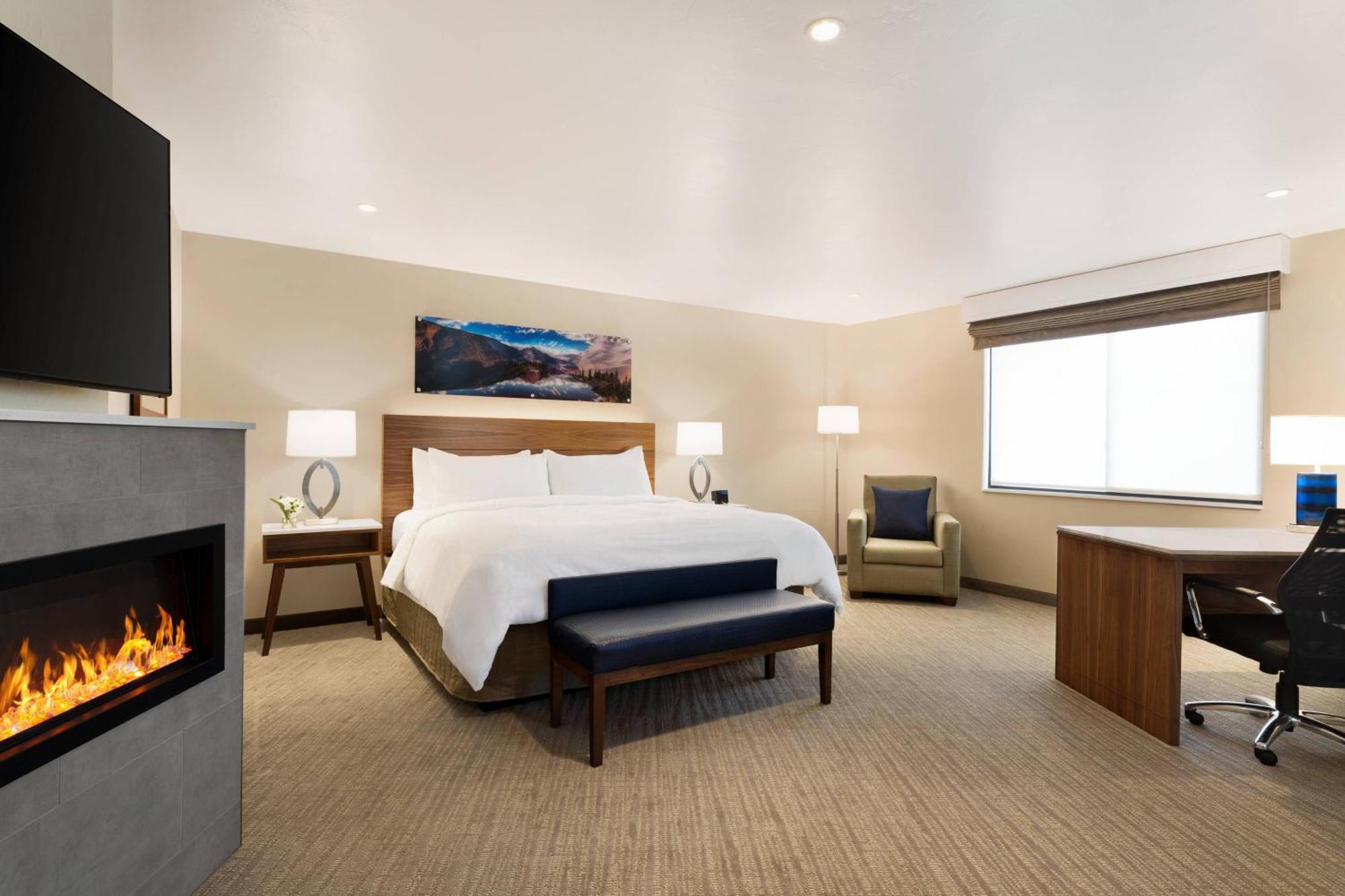 Delta Hotels By Marriott Helena Colonial 外观 照片