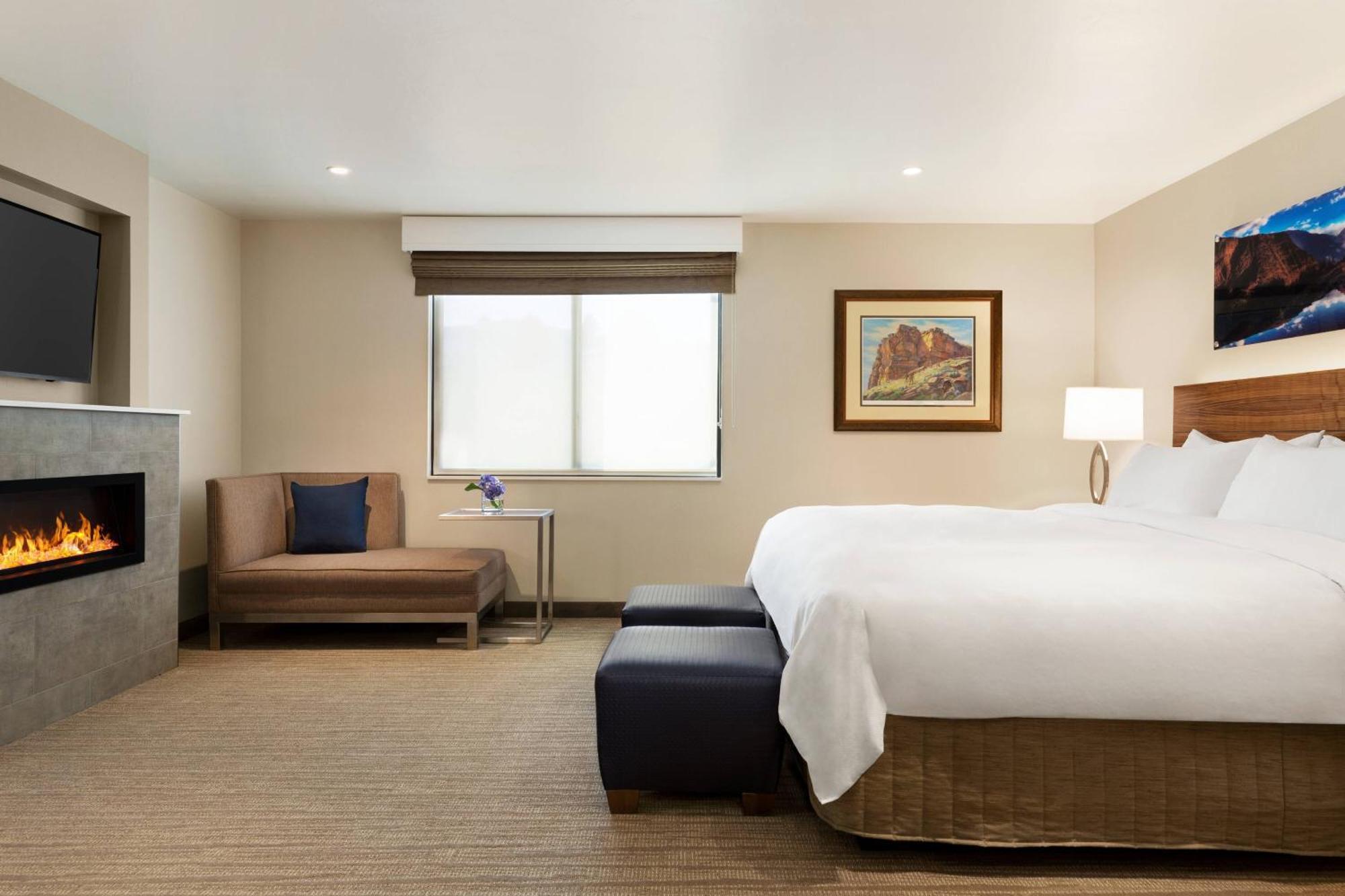 Delta Hotels By Marriott Helena Colonial 外观 照片