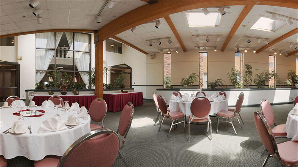 Delta Hotels By Marriott Helena Colonial 外观 照片